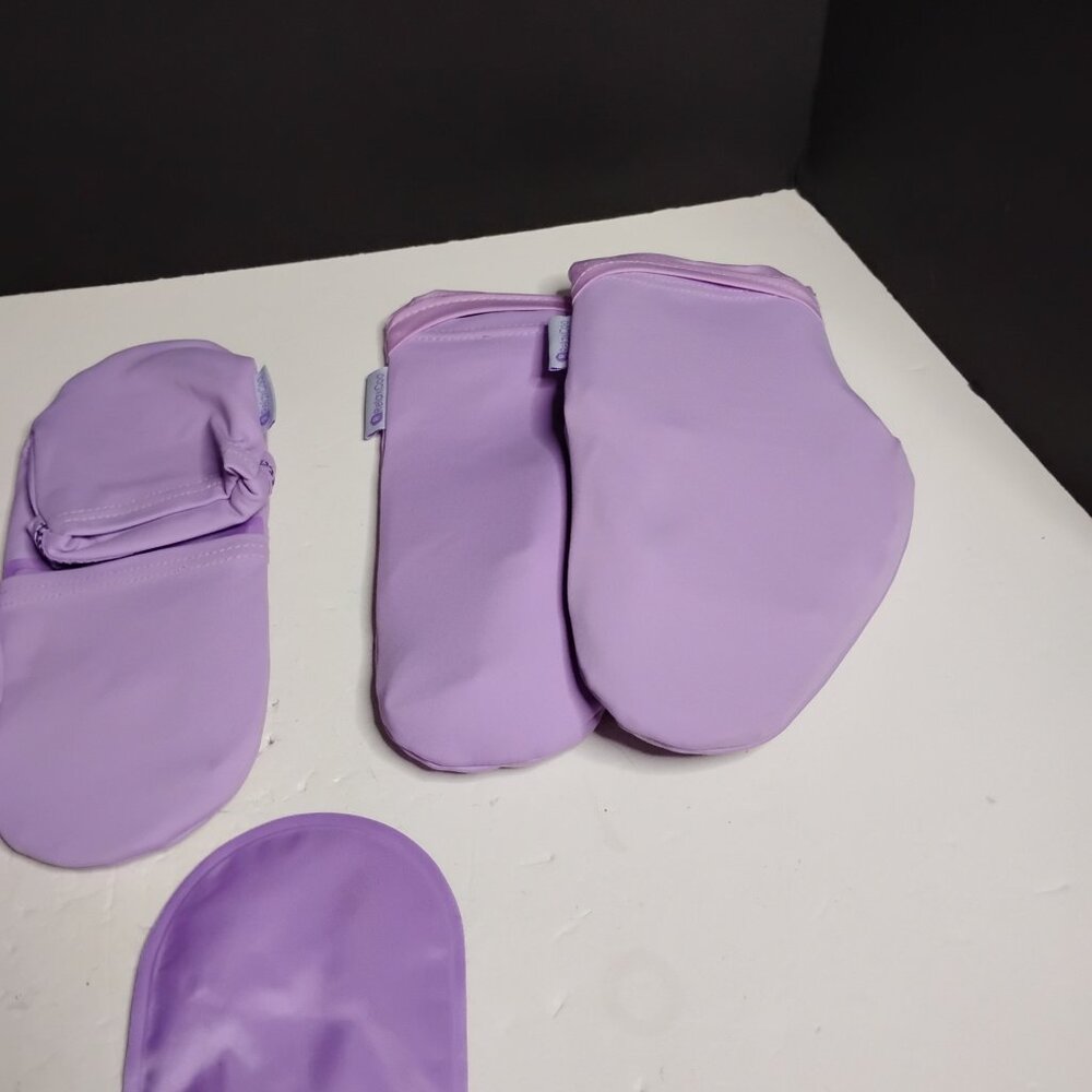 RelaxCoo Cold Therapy Socks & Gloves Size S/M Lavander Purple Colored - Picture 6 of 8